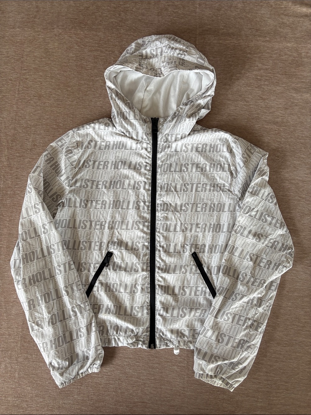 Hollister White Lightweight Zip-Up Sporty Windbreaker with Black Trim Women’s S